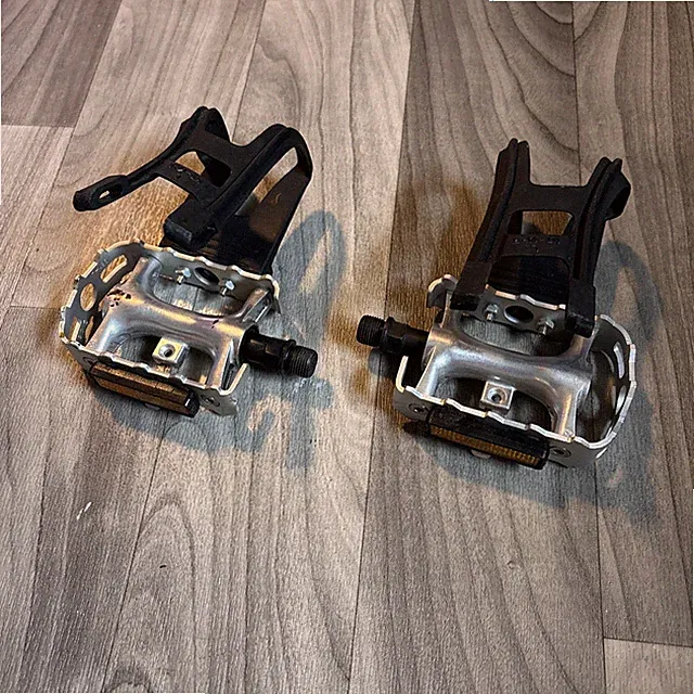 vintage old school Wellgo 981-L & R, K79. C06 bicycle pedals reflectors included